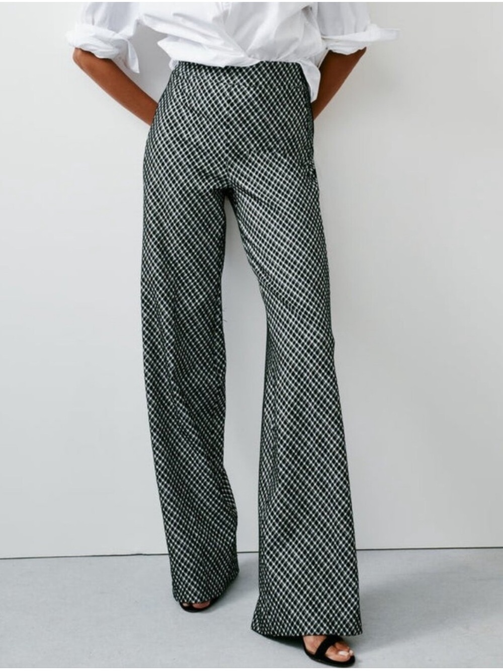 SPANX Smooth Perfect Fit Ponte Wide Leg Pant In Jacquard Size Small - Picture 10 of 10